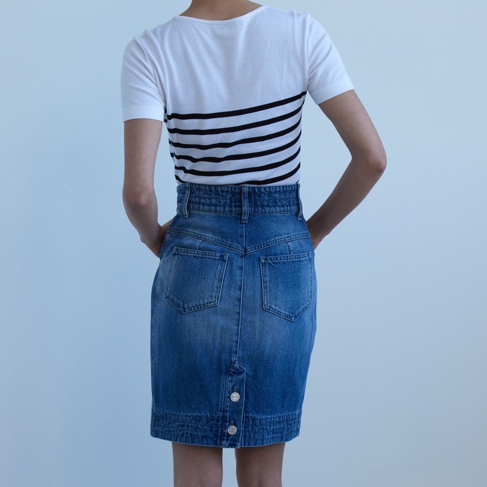 Authentic Chanel classic denim skirt - Picture 10 of 11